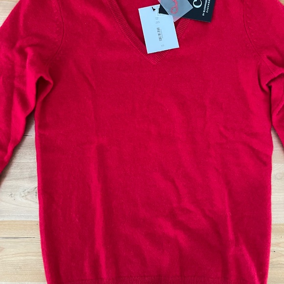 Red Cashmere Sweater, long sleeve, v-neck, 100% genuine cashmere, NWT - Picture 5 of 7